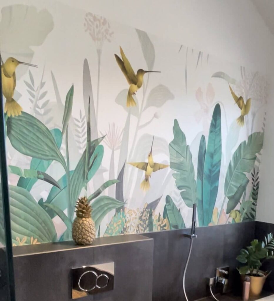 Image #1 à partir de Emily